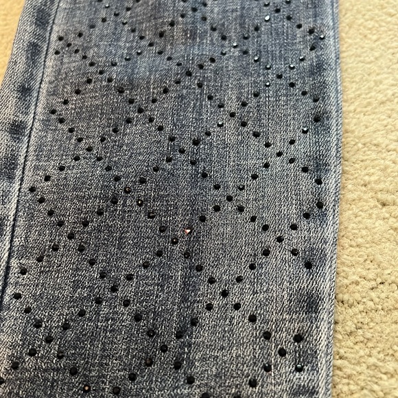 WHBM Skinny Ankle sequin mid rise jeans. Size 2 regular. - Picture 3 of 4